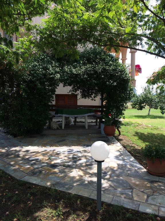 Nikolaidis House Apartment